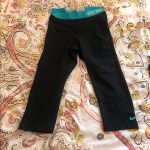 Nike Pro Crop Legging